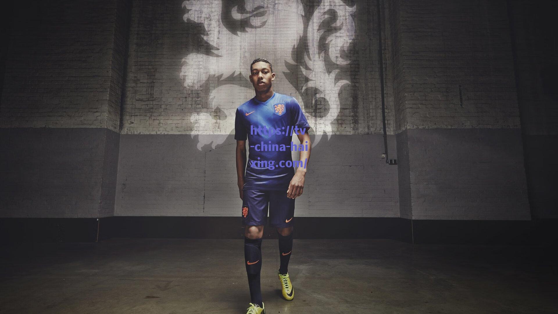 东亚杯揭幕战，韩国队3-1力克中国队，旅欧双星闪耀釜山夜空